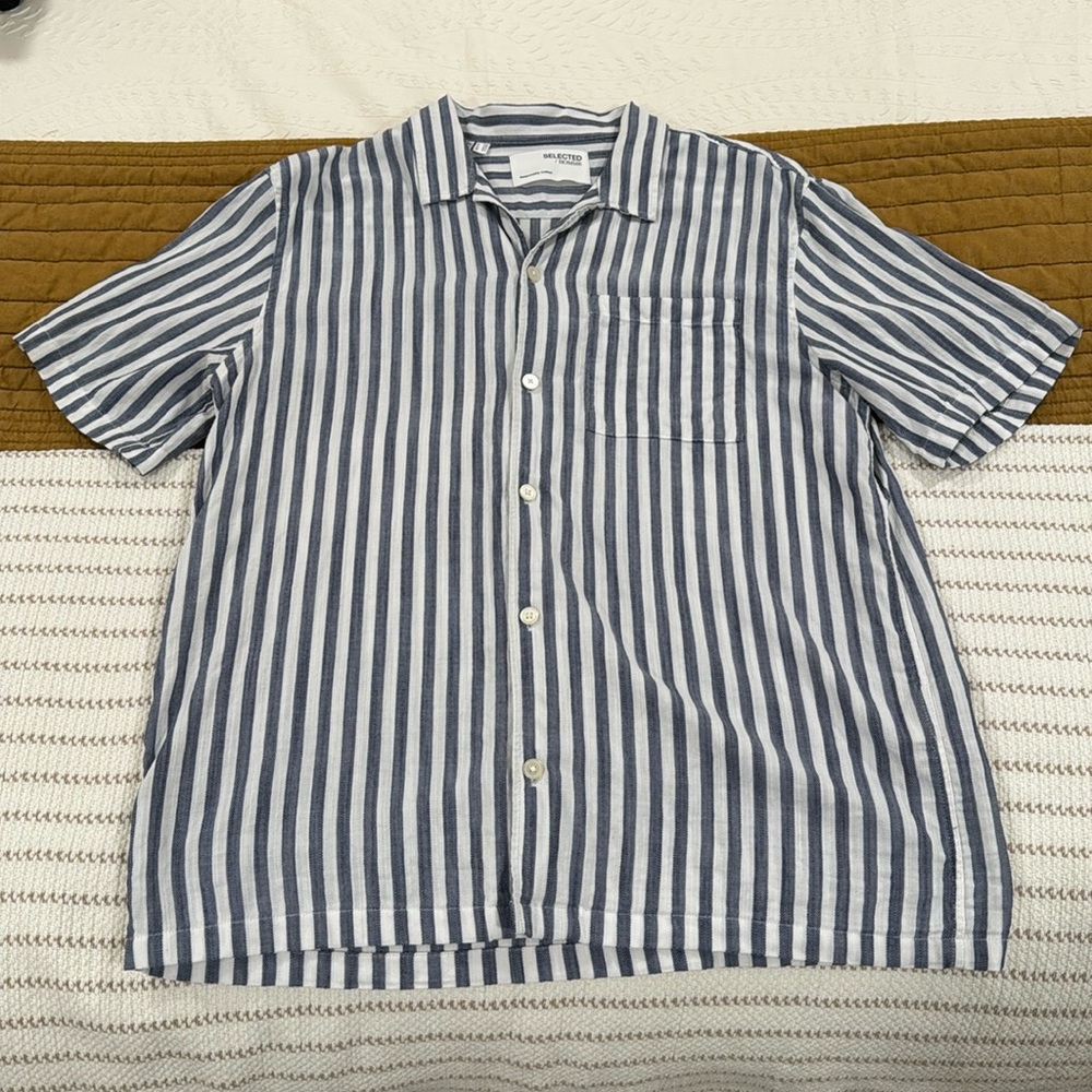 Selected / Homme revere short sleeve button down shirt in blue Lily stripes